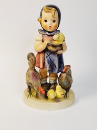 M.I. Hummel Goebel Figurine ' Feeding Time' HUM #199/0  TMK-3 1960s  W Germany