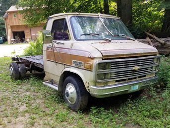 1984 Chevrolet G30 Camper Van / Flatbed Project Vehicle