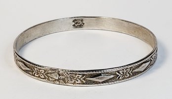 Vintage Sterling Silver Carved Designed Mexico Bangle Bracelet