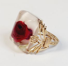 Vintage One Of A Kind  Rose Encased In Glass Gold 14k Ring