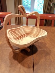 Collapsible Wood Fruit Bowl