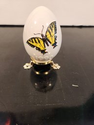 1990 Goebel Porcelain Easter Egg