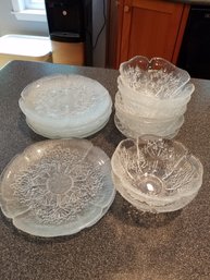 Clear Glass Dishes  8 Dessert And 8 Fruit
