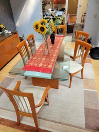 Expandable Dining Room Table.  8 Chairs.  In Great Shape.