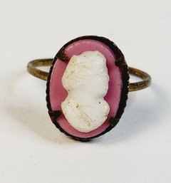 Antique Small Hand Made Cameo Ring   Made In Czechoslovakia
