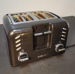CuisineArt 4 Slice Toaster. Tested And Working.   - - -- - - - - - - - - - - - - -- - - - - - -- - --LocGS1