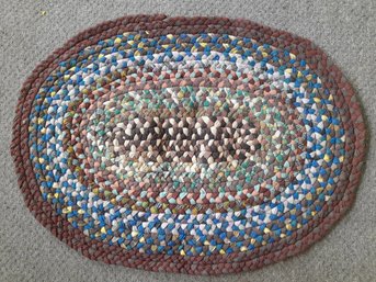 Oval Braided Throw Rug