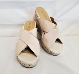 Women's 'Me Too' Canvas Athena Wedge Sandals Size 8