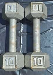 Set Of  (2) 10 Pound Cast Iron Hexagonal Dumbbells. Total Weight Of Set 20 Pounds