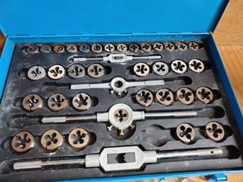 Large Tap And Die Tool Set - SAE & Metric Sizes