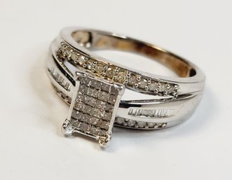 Impressive Sweet Vintage 10k White Gold Diamond Ring