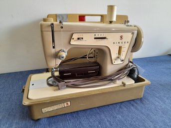 Singer Sewing Machine