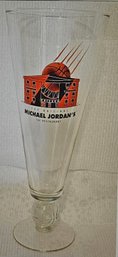 Deluxe 1990s (Basketball At The Base) 'The Original Michael Jordan's The Restaurant' 22oz Pilsner Glass