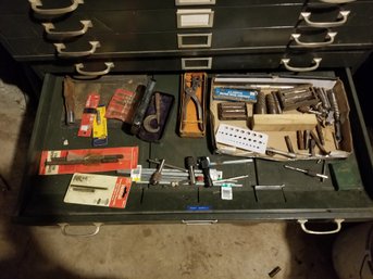 Mixed Assortment Gadgets & Hand Tools (Lot 7)