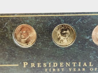 4 Presidential Golden Dollars ' First Year Of Issue' In Green Marble Stone Desk Display