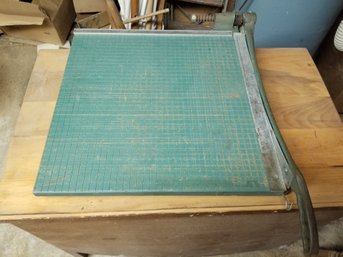 Paper Cutter