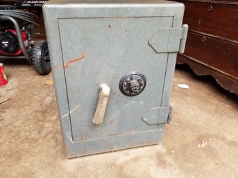 Vintage Sargant & Greenleaf Combination Safe - With Combination - Works!