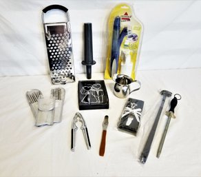 Kitchen Tools And Accessories Lot