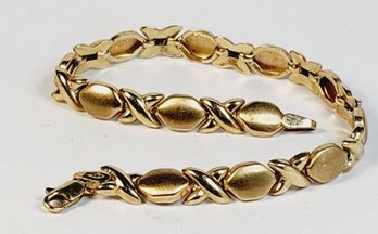 Pretty 14k Yellow Gold Italian 'XO' Design Link Bracelet