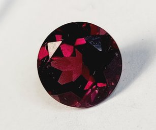 2  Carat............ 8mm Round Mozambique Garnet Loose Gemstone