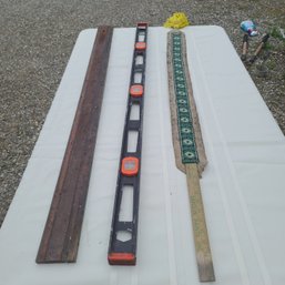 Vintage Level And Two Vintage Measuring Sticks