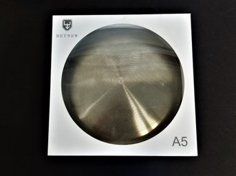 BETNEW A5 Silver Finish Bluetooth Wireless Speaker NOS