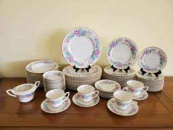 Vintage Syracuse China Lilac Rose China Dinnerware Service For Twelve