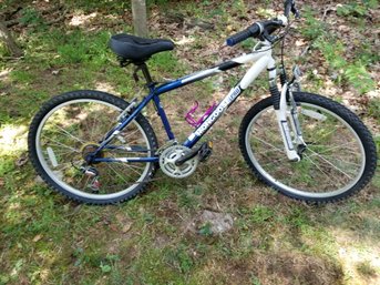 Mongoose Rockadile Hardtail Mountain Bike 16'