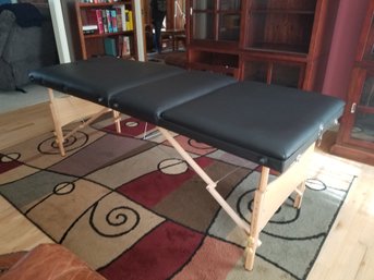 Portable Folding Massage Table With Cut-Out Face Rest