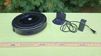 IRobot Roomba 890, Charger, And Room Barrier