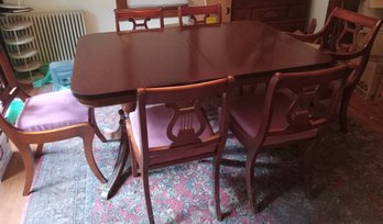 Duncan Phyfe Table And Six Chairs
