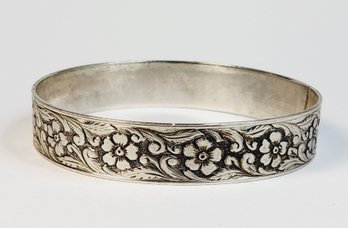 Vintage Sterling Silver Carved Designed Flower Bangle Bracelet