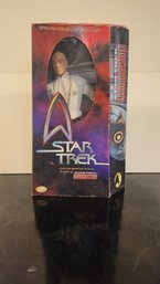 Star Trek Next Generation Action Figure ( Picard)