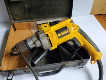 DeWalt DW236 1/2' VSR Corded Drill In Case