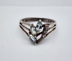 Stunning 3 Stone Blue Topaz Ring In Sterling