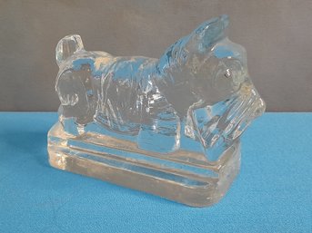 Glass Sculpted Scotty Dog