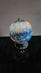 Vivreal Illuminated World Globe