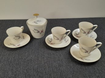 Bavaria Form Smeraldo Porzallan Tea Cups And Saucers