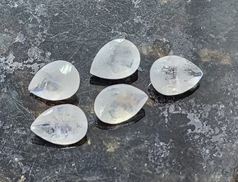 5 Rainbow Moonstones