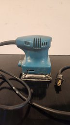 Makita Finishing Sander