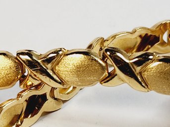 14k Yellow Gold 'xO' Design Bangle Bracelet