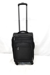 Perry Ellis Portfolio 22' Expandable Spinner Multipocket Carry On Luggage