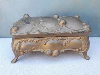 Vintage Footed Jewelry Box