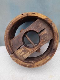 HIT AND MISS VINTAGE ENGINE PULLEY