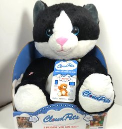 NEW Cloud Pets A Message You Can Hug Black/white Interactive Plush Cat Toy