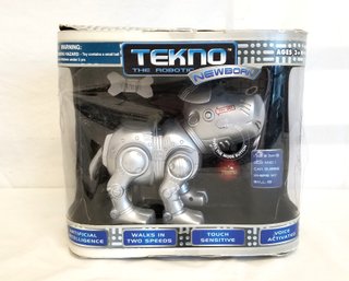 Tekno Robotic Pets, Newborn Puppy NEW