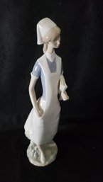 LLADRO NURSE LARGE FIGURINE