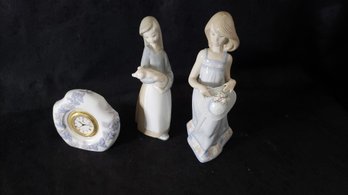 LLADRO LOT OF 3: 2 LITTLE GIRLS AND A CLOCK