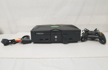 Microsoft Original Xbox Gaming Console, Controller & Street Volume 2 Video Game