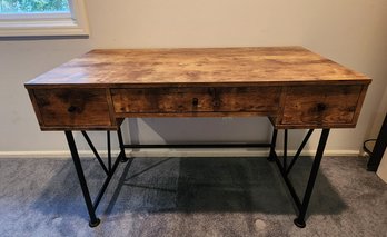 Modern, Sleek, Wood Desk 3 Drawers